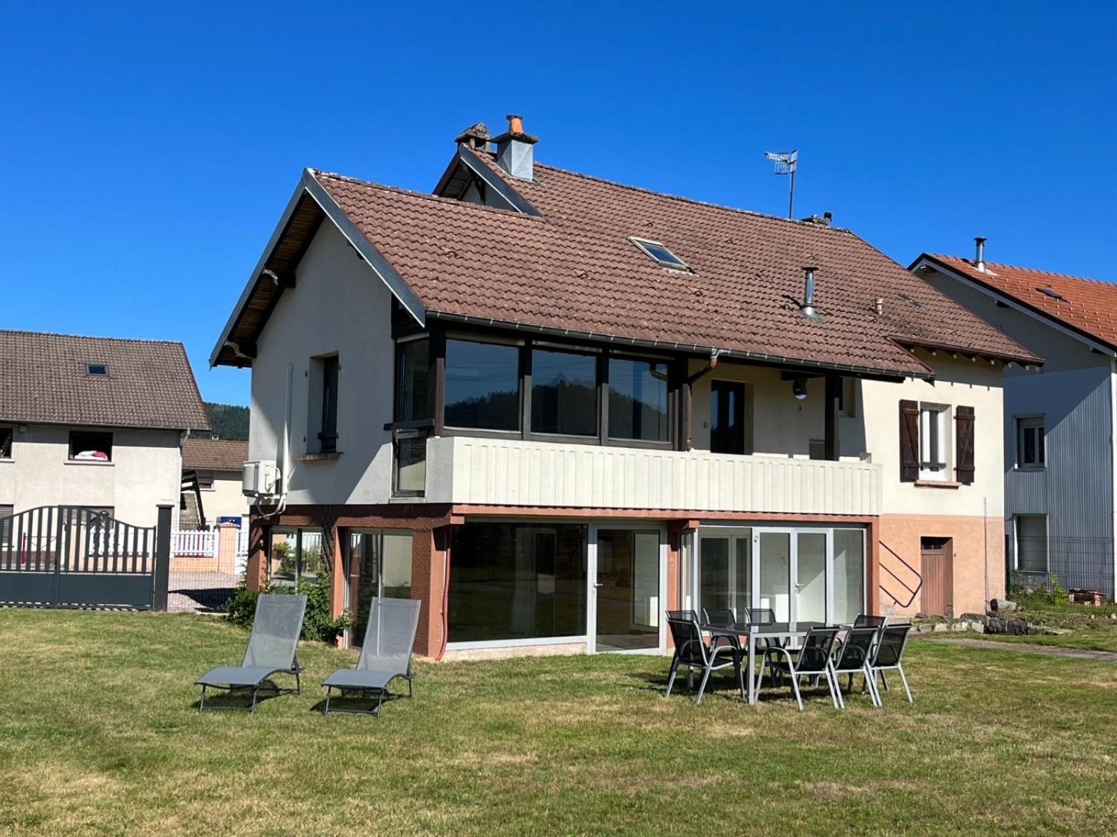 Gite 205 M2, 8Pers Piscine, Jacuzzi, Balneo Privatifs Vagney エクステリア 写真